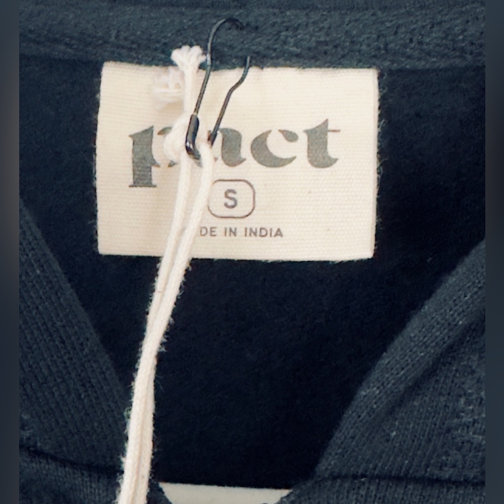 pact Gender Neutral Black One for all Zip Front 100% Organic Cotton Hoodie   NWT - Picture 9 of 11